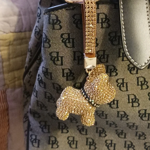 NWOT Gold Rhinestone Dog Bag Charm, Large Sparkly Key Chain - Picture 4 of 9